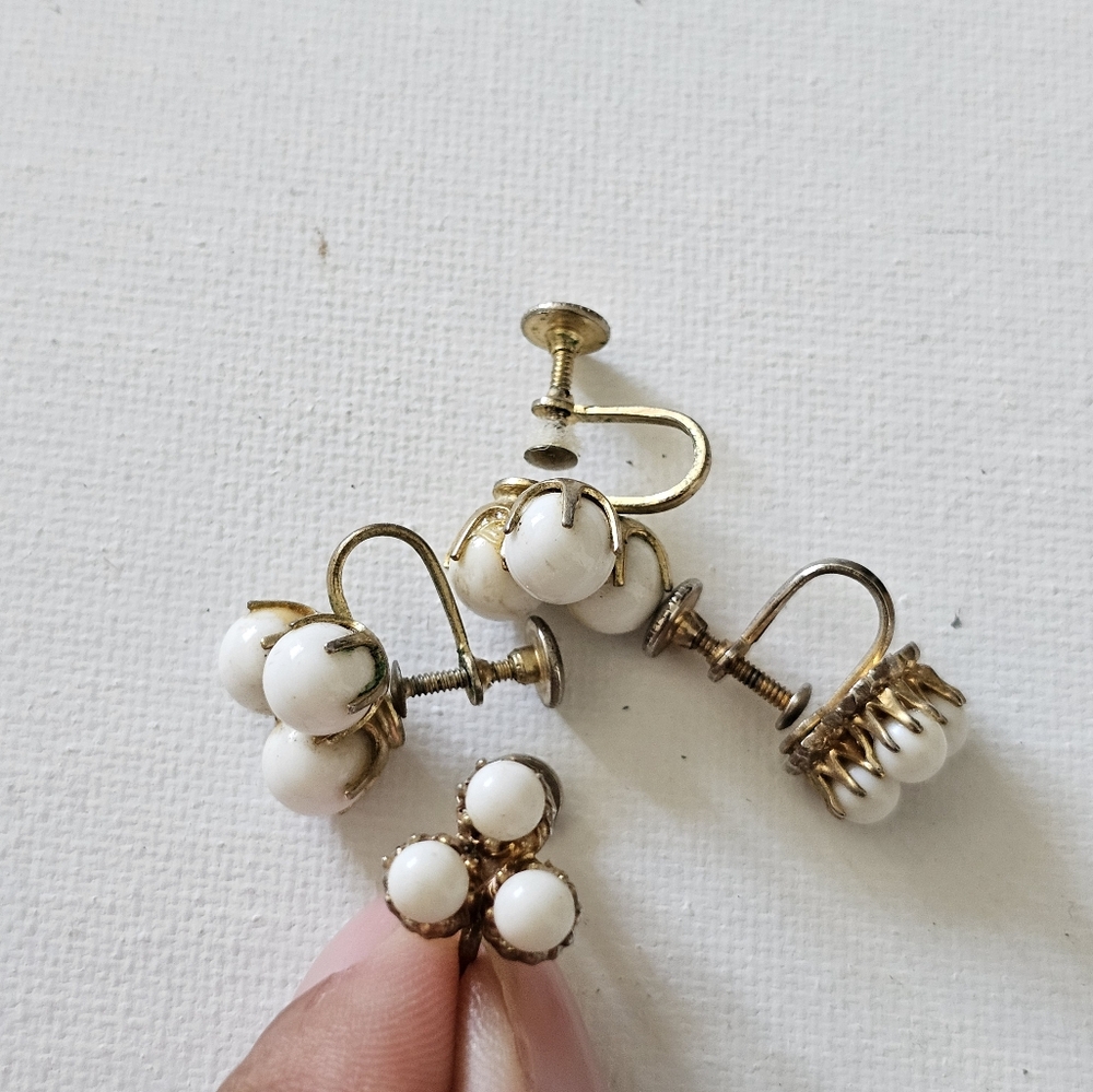 Vintage Screw Back Earrings